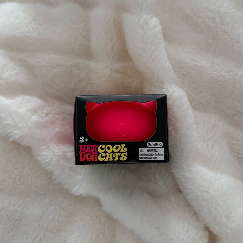 NWT Needoh pink cool cats